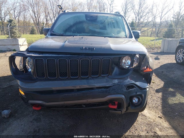 44905114 :رقم المزاد ، ZACNJDC19MPM25793 vin ، 2021 Jeep Renegade Trailhawk 4x4 مزاد بيع