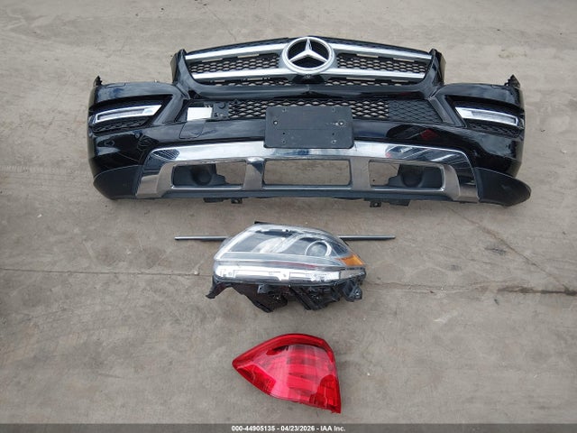 44905135 :رقم المزاد ، 4JGDF6EE8FA457208 vin ، 2015 Mercedes-benz Gl 450 4matic مزاد بيع
