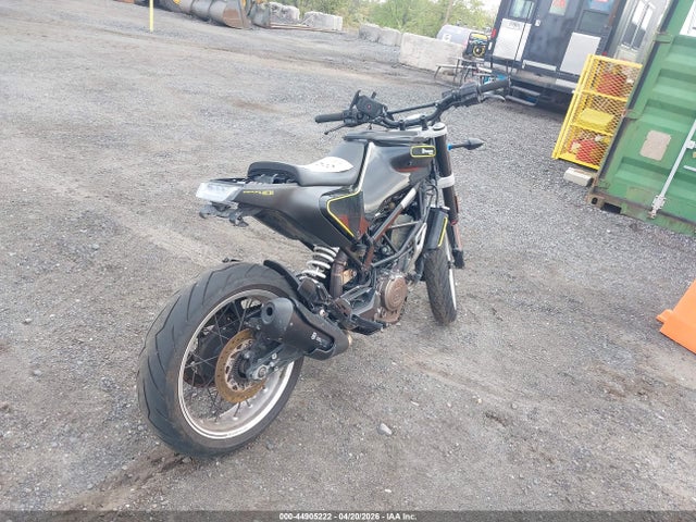 Husqvarna Svartpilen 401 2018 VBKUNJ402JM235317 Image 4