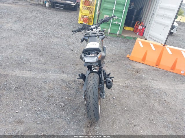 Husqvarna Svartpilen 401 2018 VBKUNJ402JM235317 Image 6