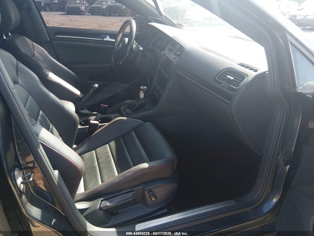44905225 :رقم المزاد ، 3VW5T7AU8FM102821 vin ، 2015 Volkswagen Golf Gti 2.0t Se 4-door مزاد بيع
