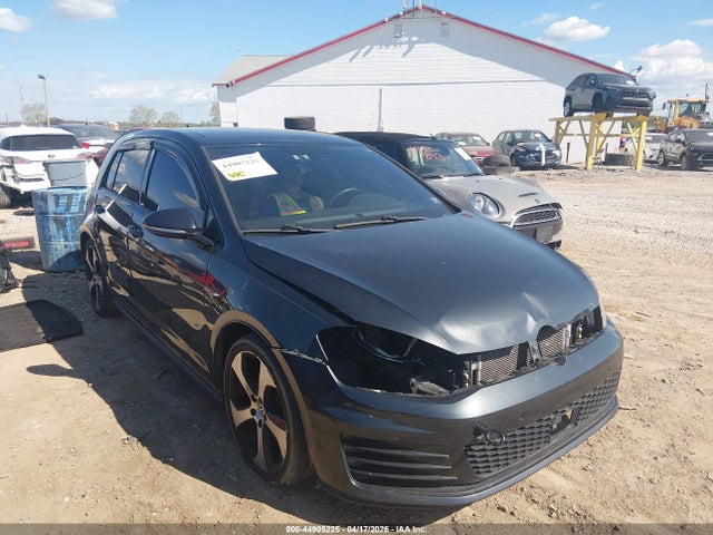44905225 :رقم المزاد ، 3VW5T7AU8FM102821 vin ، 2015 Volkswagen Golf Gti 2.0t Se 4-door مزاد بيع