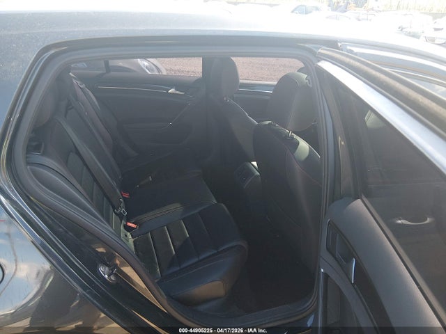 44905225 :رقم المزاد ، 3VW5T7AU8FM102821 vin ، 2015 Volkswagen Golf Gti 2.0t Se 4-door مزاد بيع