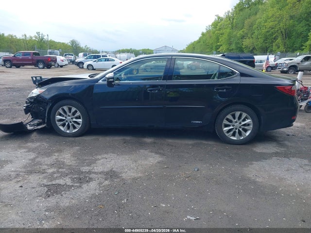 2014 Lexus Es 300h მანქანა იყიდება აუქციონზე, vin: JTHBW1GG9E2064791, აუქციონის ნომერი: 44905239
