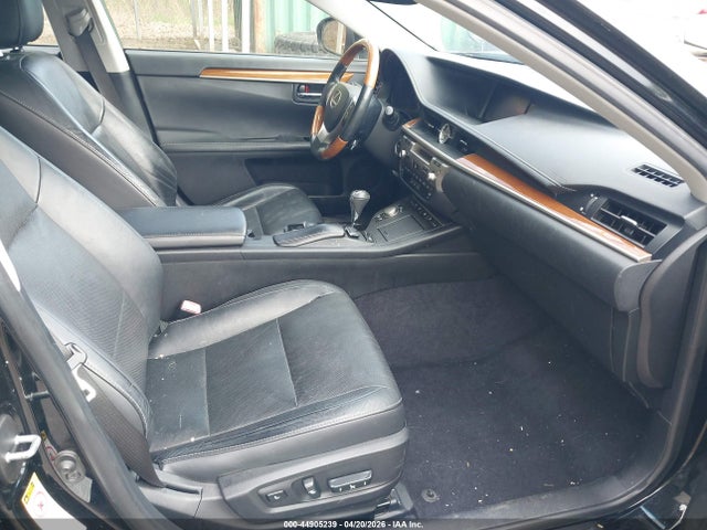 2014 Lexus Es 300h მანქანა იყიდება აუქციონზე, vin: JTHBW1GG9E2064791, აუქციონის ნომერი: 44905239