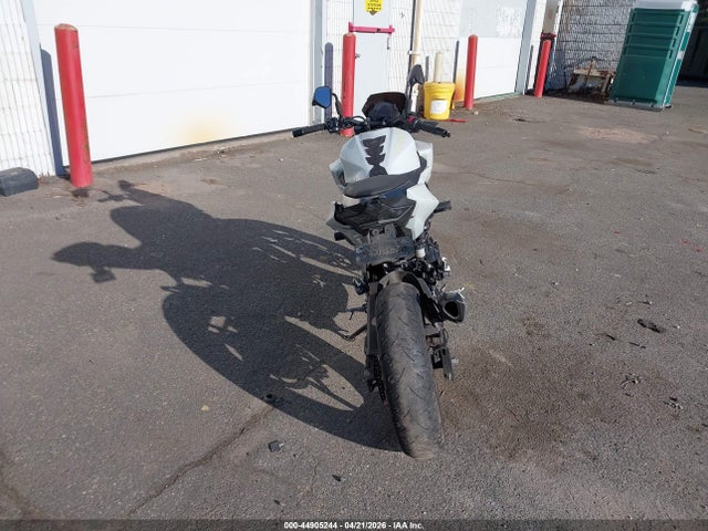 Kawasaki Er400 D 2023 JKAERKD12PDAJ9627 Image 6