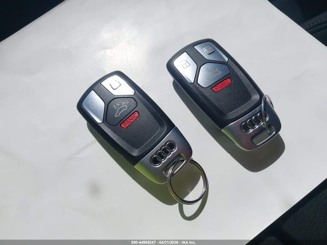 44905247 :رقم المزاد ، WA1LHAF74KD023450 vin ، 2019 Audi Q7 45 Premium/45 Se Premium مزاد بيع