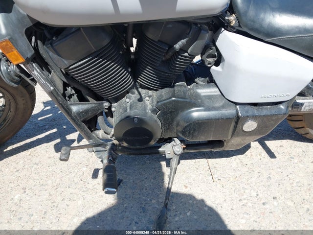 JH2RC537XFK500143 Honda Vt750 C2b