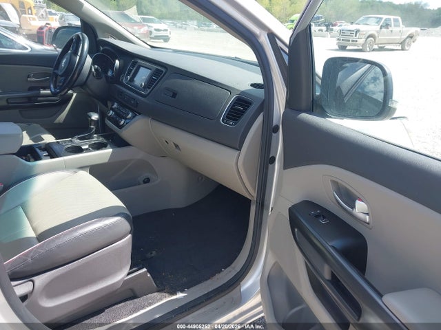 Продажа на аукционе авто 2018 Kia Sedona Lx, vin: KNDMB5C17J6407454, номер лота: 44905252
