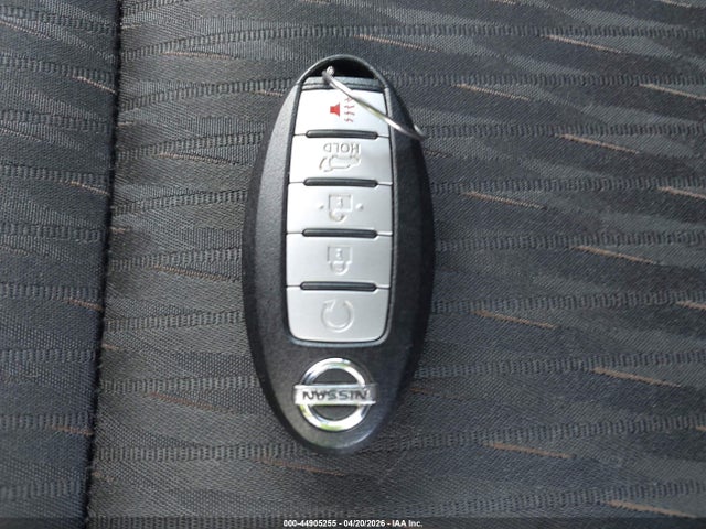 44905255 :رقم المزاد ، KNMAT2MT7JP615620 vin ، 2018 Nissan Rogue Sv مزاد بيع