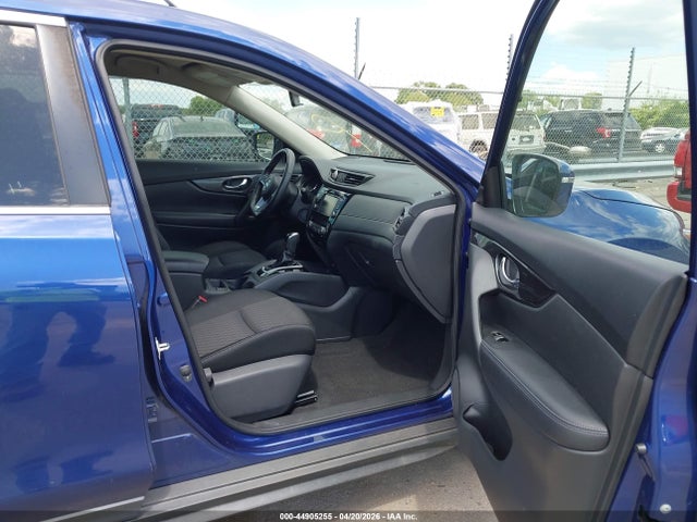 44905255 :رقم المزاد ، KNMAT2MT7JP615620 vin ، 2018 Nissan Rogue Sv مزاد بيع