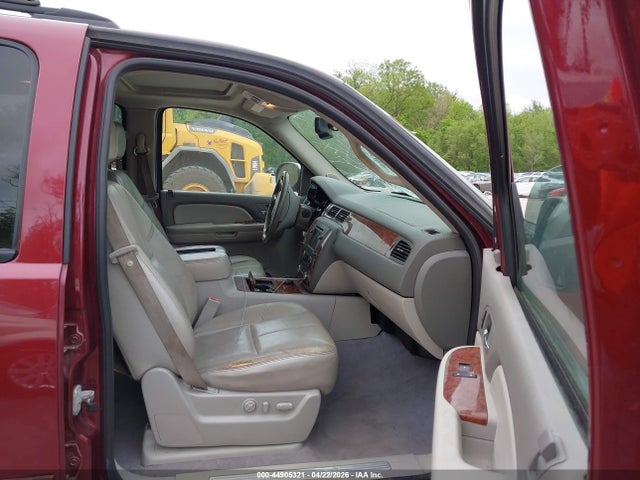Aukcja sprzedaży 2008 Chevrolet Suburban 1500 Ltz, vin: 3GNFK163X8G174121, numer aukcji: 44905321