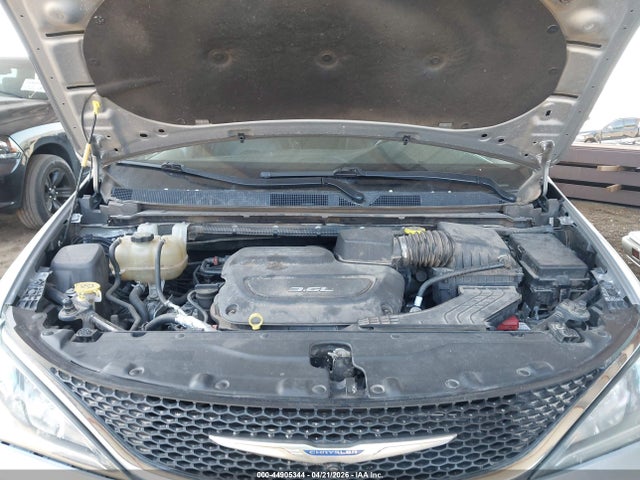 Продажа на аукционе авто 2018 Chrysler Pacifica Touring L, vin: 2C4RC1BG9JR262878, номер лота: 44905344