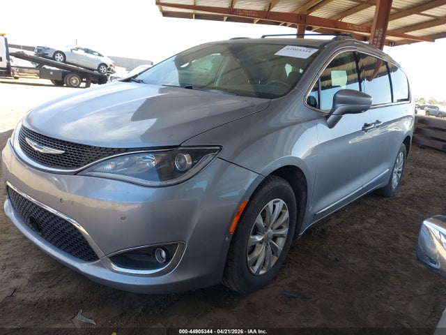 Продажа на аукционе авто 2018 Chrysler Pacifica Touring L, vin: 2C4RC1BG9JR262878, номер лота: 44905344