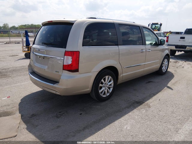 2015 Chrysler Town & Country Limited Platinum მანქანა იყიდება აუქციონზე, vin: 2C4RC1GG2FR711026, აუქციონის ნომერი: 44905363