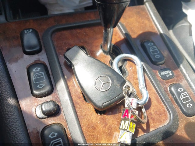 Aukcja sprzedaży 2001 Mercedes-benz E 430 4m, vin: WDBJF83J01X058347, numer aukcji: 44905390