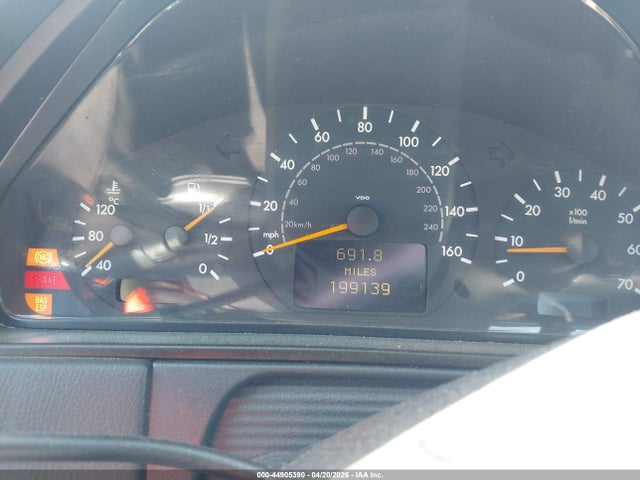 Aukcja sprzedaży 2001 Mercedes-benz E 430 4m, vin: WDBJF83J01X058347, numer aukcji: 44905390