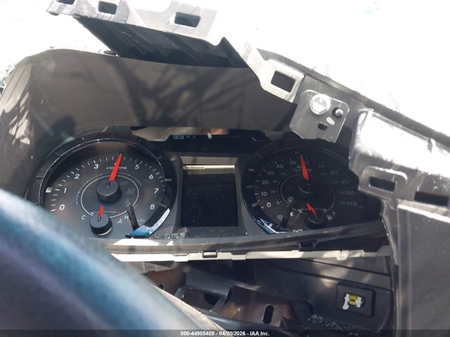 44905408 :رقم المزاد ، 5TDKK3DC1FS651071 vin ، 2015 Toyota Sienna Le 8 Passenger مزاد بيع