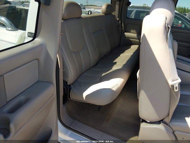 2004 Gmc Sierra 1500 Slt მანქანა იყიდება აუქციონზე, vin: 2GTEK19T241252281, აუქციონის ნომერი: 44905411