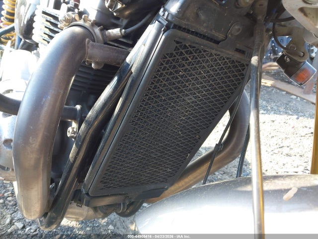 Triumph Motorcycle Thruxton 1200 R 2016 SMTD21HF3GT767314 Image 17