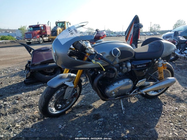 Triumph Motorcycle Thruxton 1200 R 2016 SMTD21HF3GT767314 Image 2