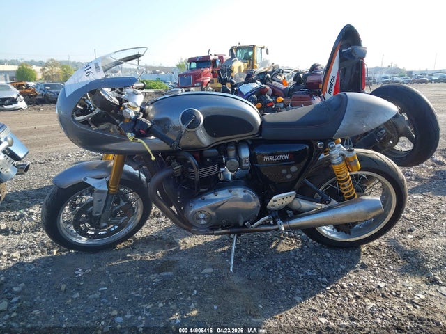 Triumph Motorcycle Thruxton 1200 R 2016 SMTD21HF3GT767314 Image 13