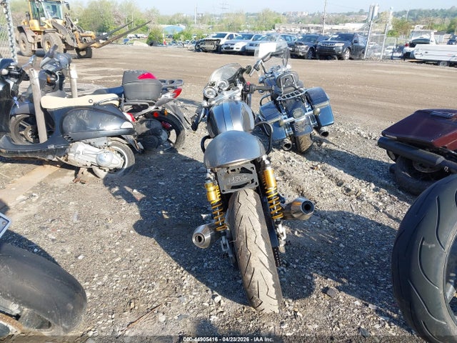 Triumph Motorcycle Thruxton 1200 R 2016 SMTD21HF3GT767314 Image 6