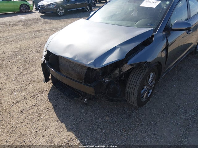 44905447 :رقم المزاد ، KMHD84LF3JU623586 vin ، 2018 Hyundai Elantra Sel مزاد بيع