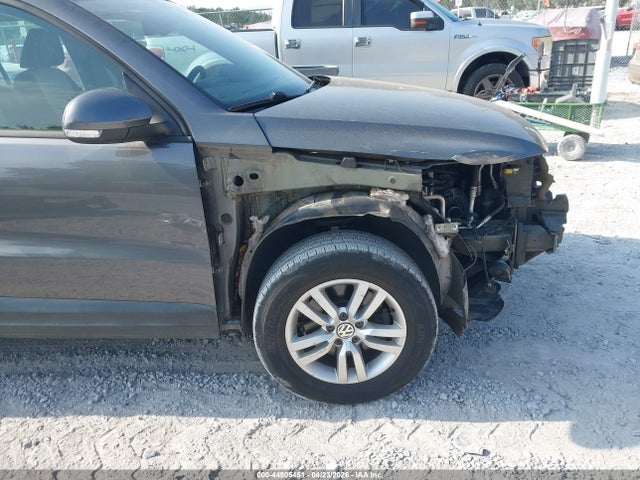Продаж на аукціоні авто 2016 Volkswagen Tiguan S, vin: WVGAV7AX6GW584711, номер лоту: 44905451