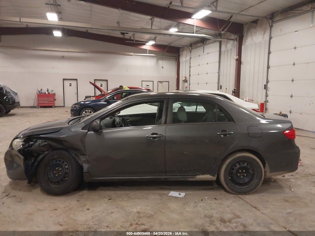 2013 Toyota Corolla Le მანქანა იყიდება აუქციონზე, vin: 2T1BU4EE4DC033250, აუქციონის ნომერი: 44905466
