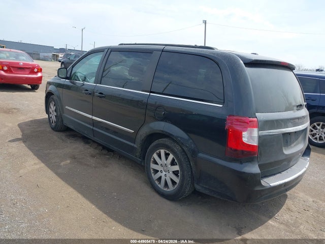 2011 Chrysler Town & Country Touring-l მანქანა იყიდება აუქციონზე, vin: 2A4RR8DG4BR630755, აუქციონის ნომერი: 44905475