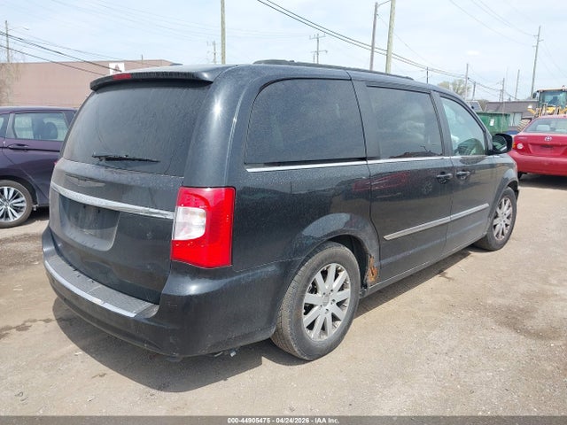 2011 Chrysler Town & Country Touring-l მანქანა იყიდება აუქციონზე, vin: 2A4RR8DG4BR630755, აუქციონის ნომერი: 44905475