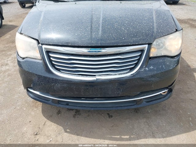 2011 Chrysler Town & Country Touring-l მანქანა იყიდება აუქციონზე, vin: 2A4RR8DG4BR630755, აუქციონის ნომერი: 44905475