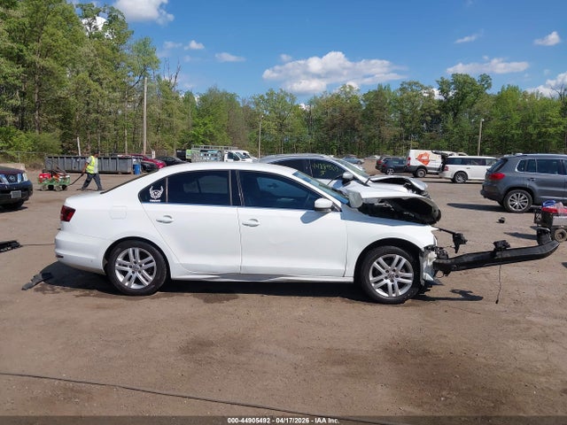 44905492 :رقم المزاد ، 3VW2B7AJ9HM363910 vin ، 2017 Volkswagen Jetta 1.4t S مزاد بيع