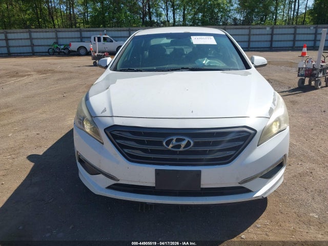 2015 Hyundai Sonata Sport 2.0t მანქანა იყიდება აუქციონზე, vin: 5NPE34AB6FH182870, აუქციონის ნომერი: 44905519