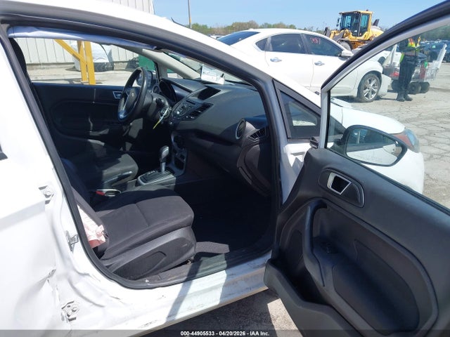 2014 Ford Fiesta Se მანქანა იყიდება აუქციონზე, vin: 3FADP4BJ5EM186204, აუქციონის ნომერი: 44905533