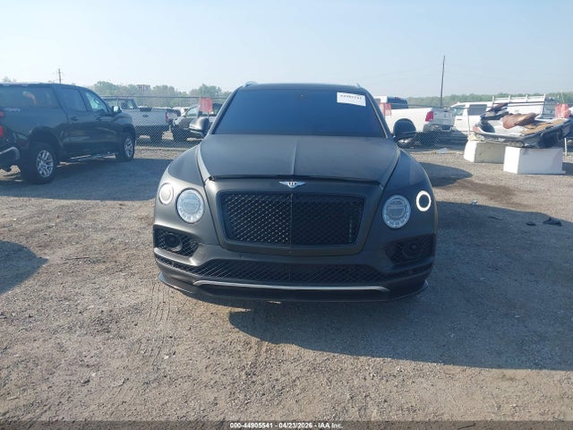 44905541 :رقم المزاد ، SJAAC2ZV6JC020650 vin ، 2018 Bentley Bentayga Activity Edition/black Edition/mulliner/onyx Edition/w12 مزاد بيع