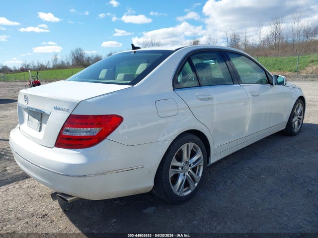 Продаж на аукціоні авто 2014 Mercedes-benz C 300 Luxury 4matic, vin: WDDGF8AB2EA942991, номер лоту: 44905553
