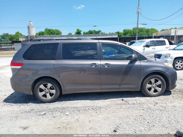 Продаж на аукціоні авто 2012 Toyota Sienna Le V6 8 Passenger, vin: 5TDKK3DC2CS234957, номер лоту: 44905557