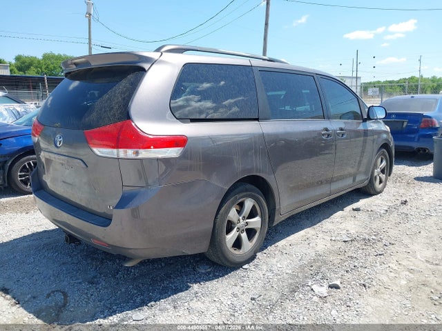 Продаж на аукціоні авто 2012 Toyota Sienna Le V6 8 Passenger, vin: 5TDKK3DC2CS234957, номер лоту: 44905557