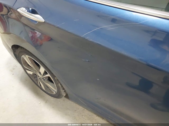 Aukcja sprzedaży 2015 Hyundai Elantra Limited, vin: KMHDH4AE1FU250842, numer aukcji: 44905572