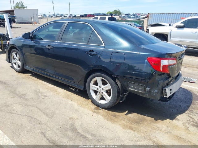 44905585 :رقم المزاد ، 4T1BF1FK3DU667094 vin ، 2013 Toyota Camry Se مزاد بيع
