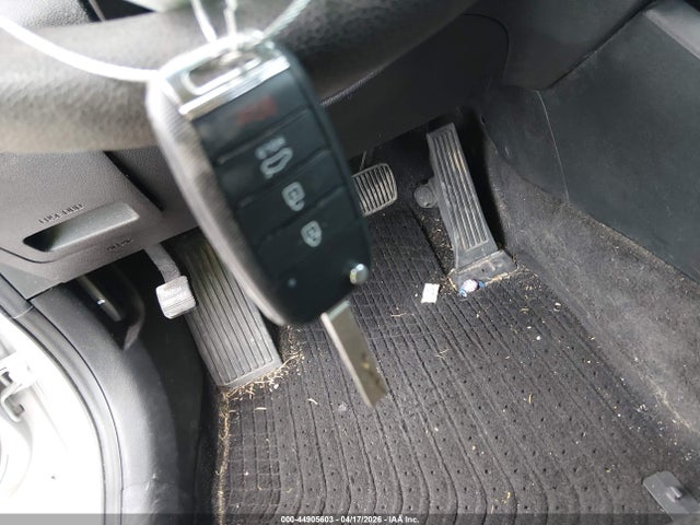 Продажа на аукционе авто 2020 Kia Optima Lx, vin: 5XXGT4L38LG413550, номер лота: 44905603