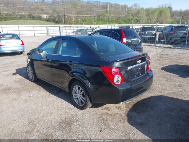 Chevrolet Sonic Lt Auto 2014 1G1JC5SH2E4143729 Image 3
