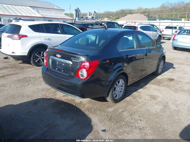 Chevrolet Sonic Lt Auto 2014 1G1JC5SH2E4143729 Image 4