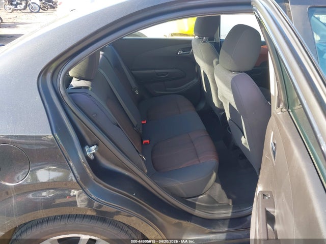 Chevrolet Sonic Lt Auto 2014 1G1JC5SH2E4143729 Image 8