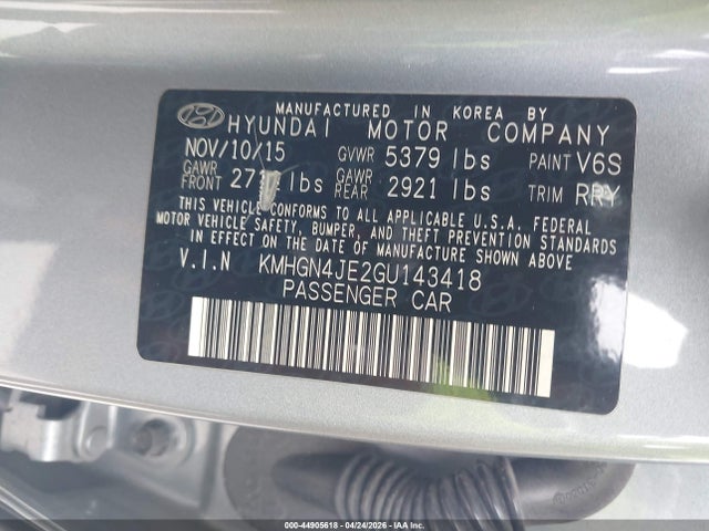 Hyundai Genesis 3.8 2016 KMHGN4JE2GU143418 Image 9