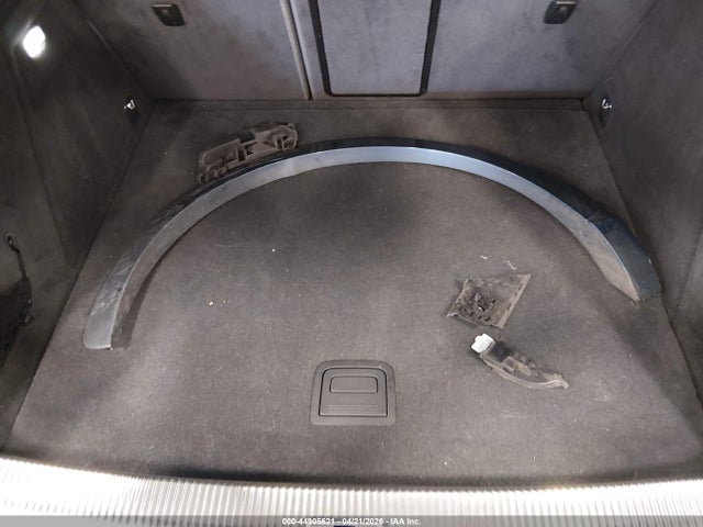 WA1JCCFS2JR010137 Audi Q3 2.0t Premium/2.0t Sport Premium
