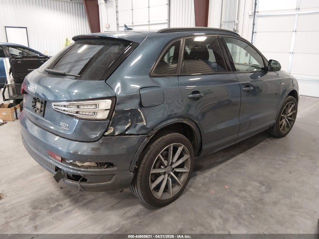 WA1JCCFS2JR010137 Audi Q3 2.0t Premium/2.0t Sport Premium
