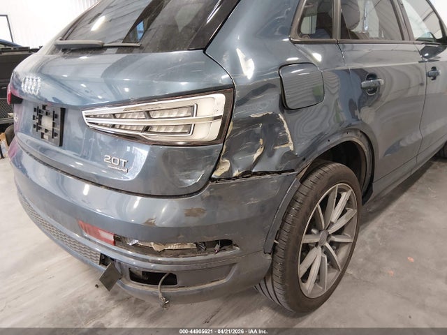 WA1JCCFS2JR010137 Audi Q3 2.0t Premium/2.0t Sport Premium